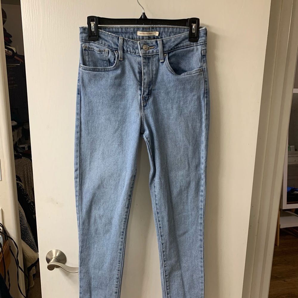 Levi’s 721 High Waisted Skinny Jeans